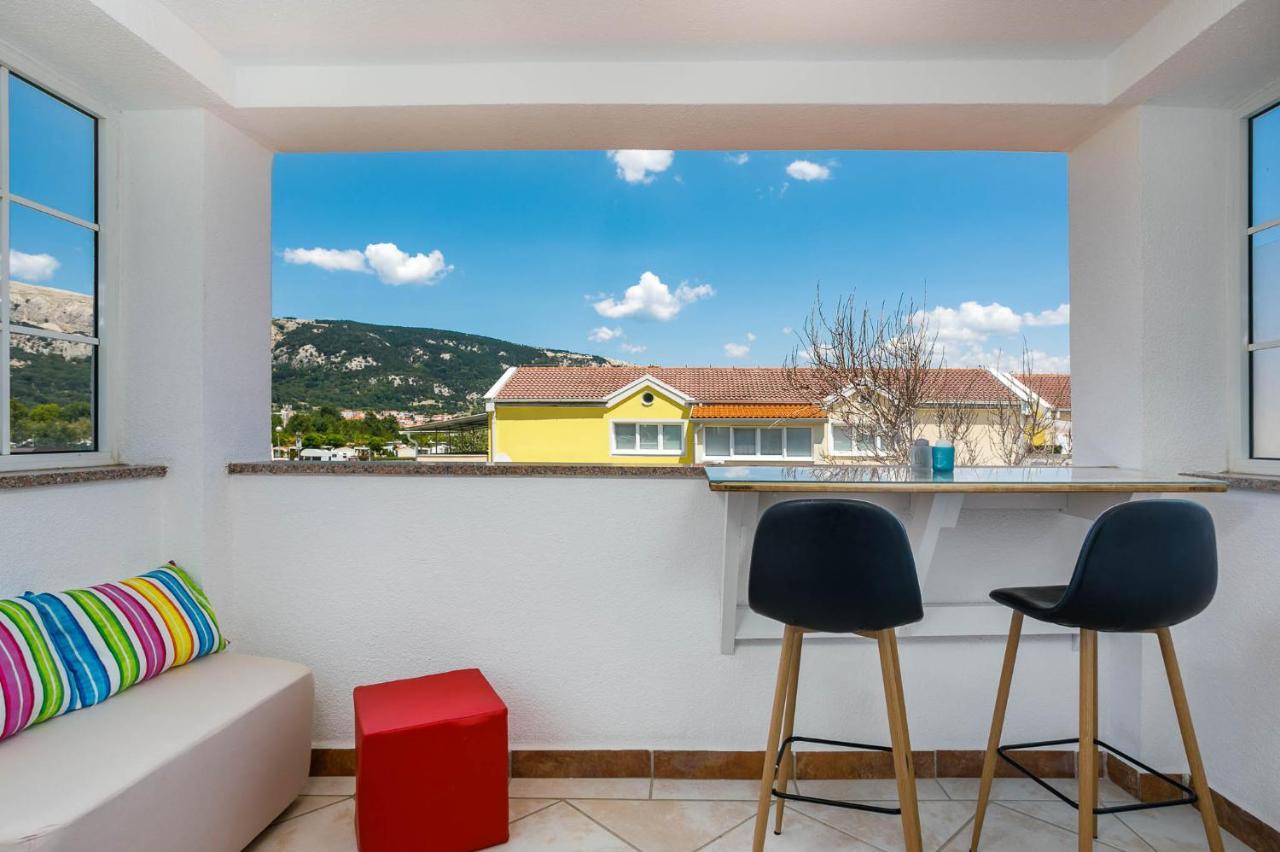 Apartments Villa Anna Baska  Bagian luar foto