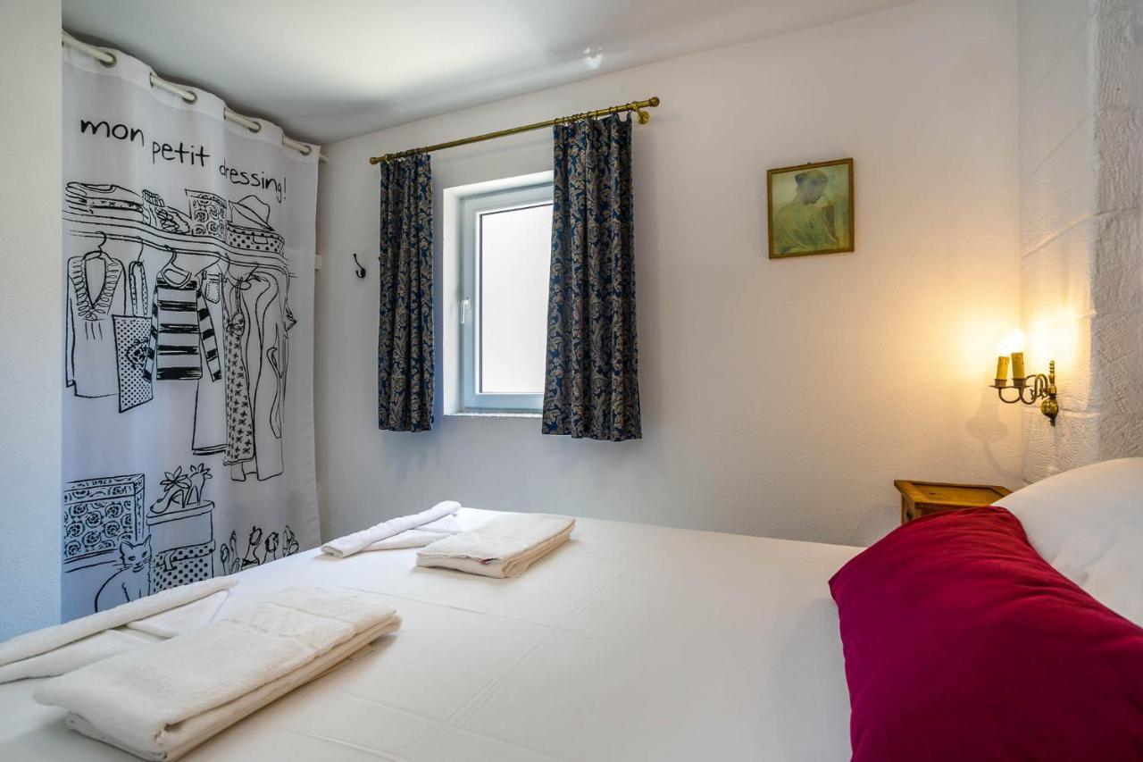 Apartments Villa Anna Baska  Bagian luar foto